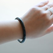 【内径57.6mm】princess/black 翡翠バングル A貨翡翠 jd_bg1201