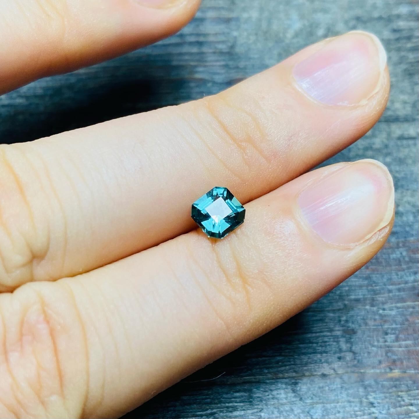 海と太陽サンサンブルートルマリン