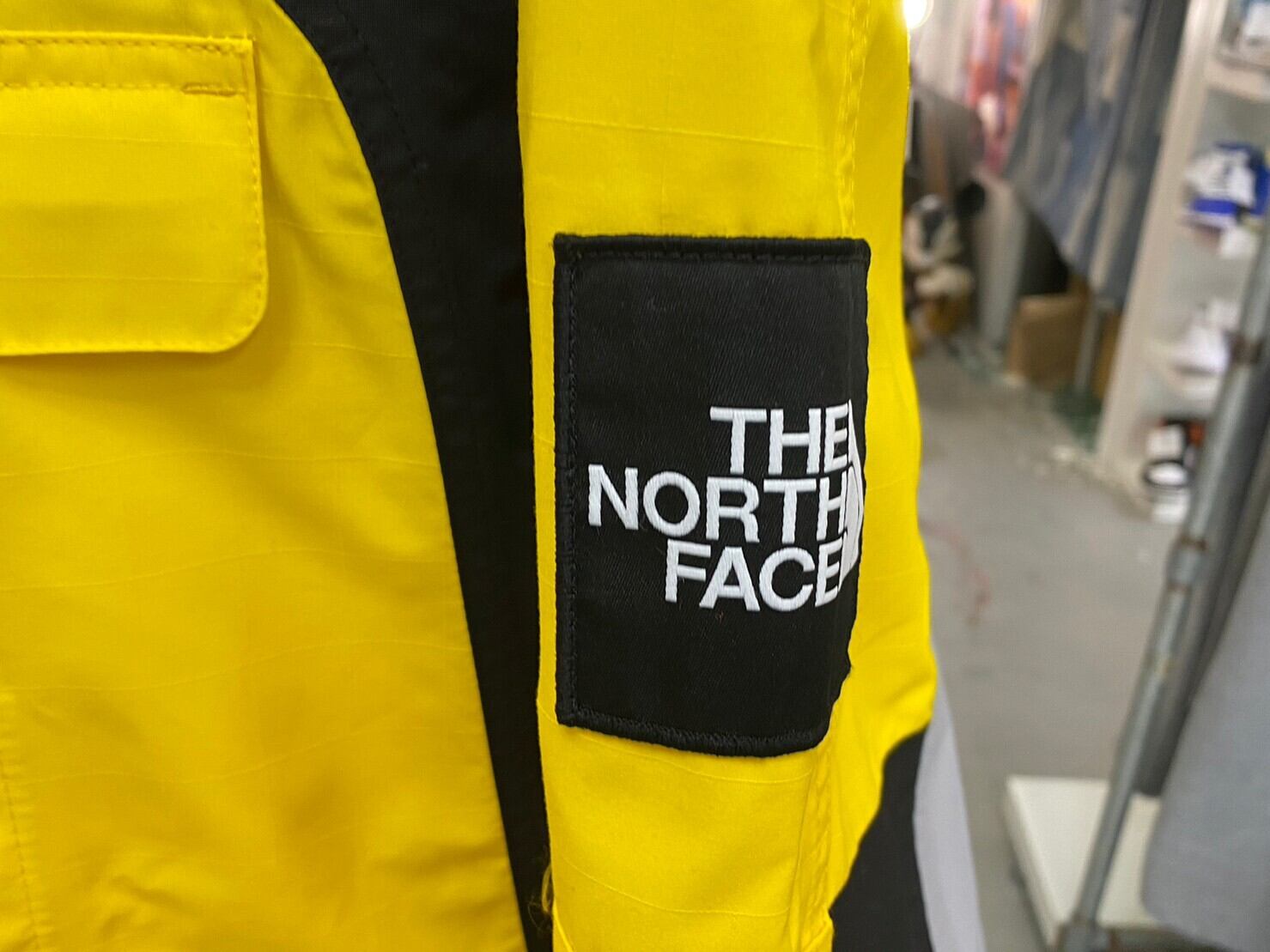 THE NORTH FACE SEARCH & RESCUE DRYVENT JACKET LIGHTNING THE NORTH FACE SEARCH & RESCUE DRYVENT JACKET LIGHTNING