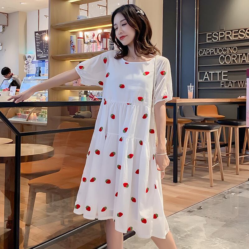 【新作】【送料無料】 マタニティドレス2019夏バージョンのイチゴ刺繍フリルマタニティドレスミドル丈プラスサイズのマタニティドレス-アリババ レッド 大きめサイズ サマー 夏物 expec277483355606