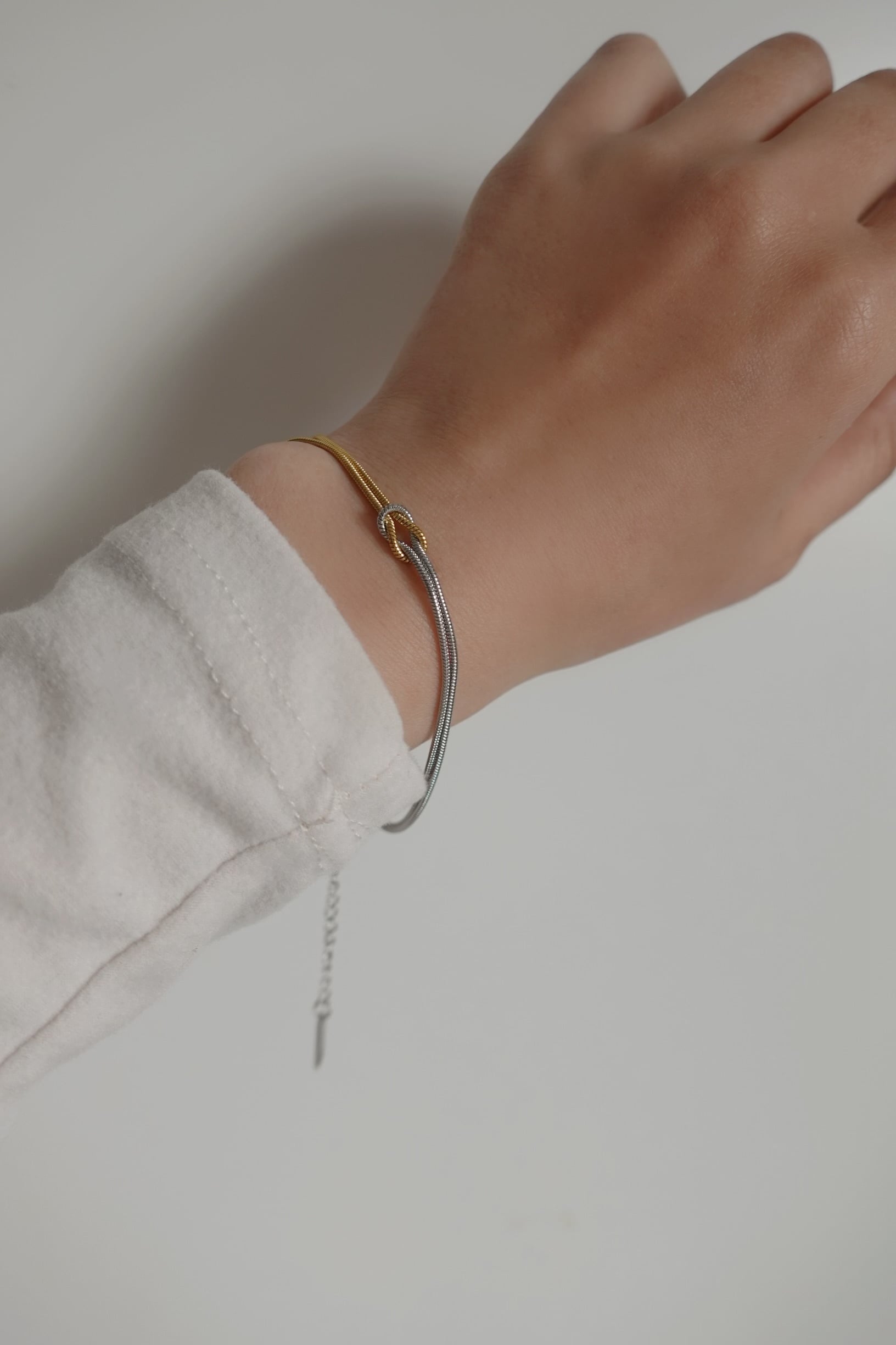 infinity snake bracelet | 金属アレルギー対応のアクセサリー crea