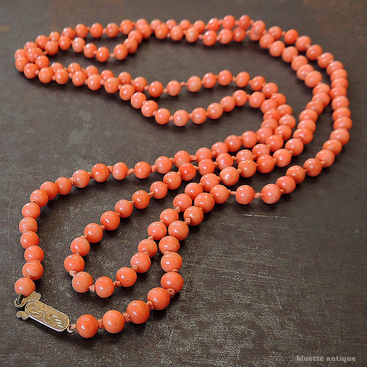 英国アンティークジュエリー 9ctゴールド コーラル ロングネックレス