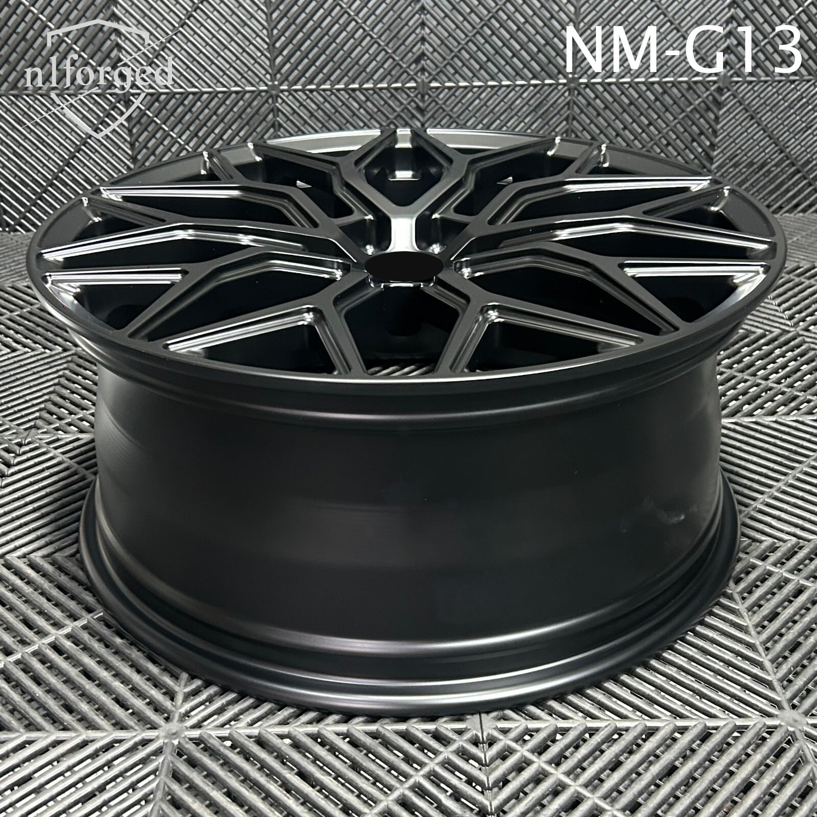 20インチ モノブロック 鍛造ホイール 4本セット サテンブラック NM-G13