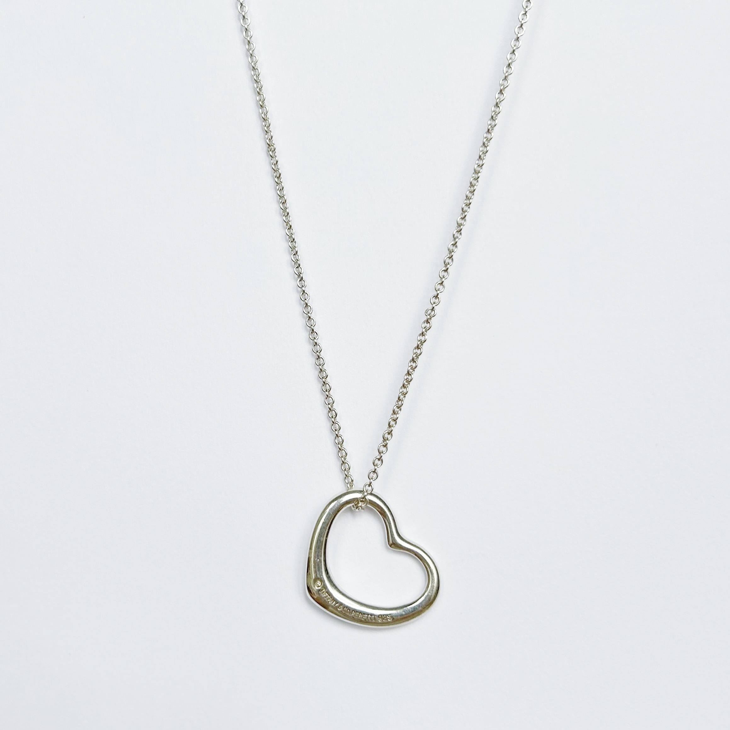 ティファニー ネックレス ティファニータイタンBYファレル・ウィリアムス ミディアムリンク