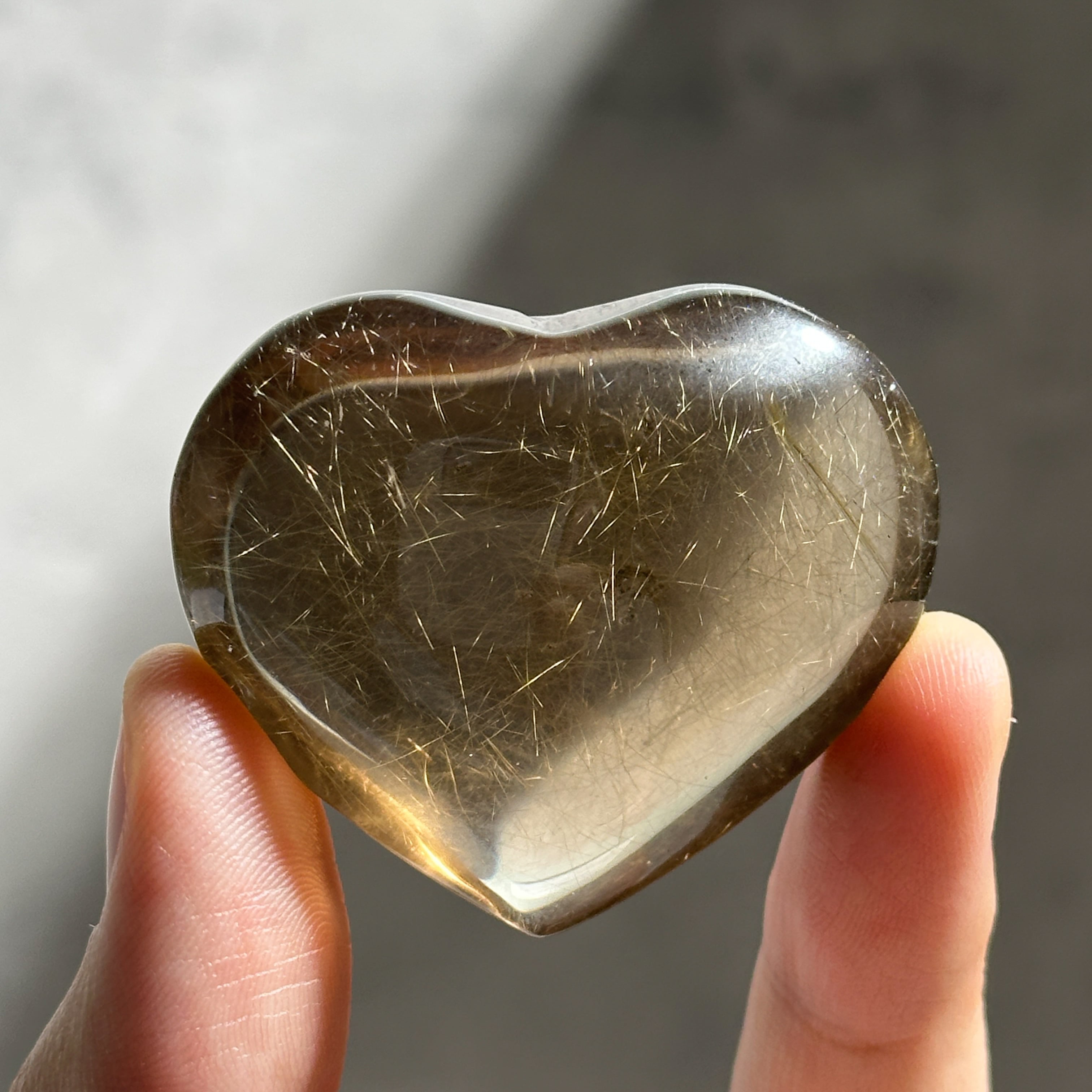 ルチルインスモーキークォーツ ハート41◇ Rutile in Smoky Quartz