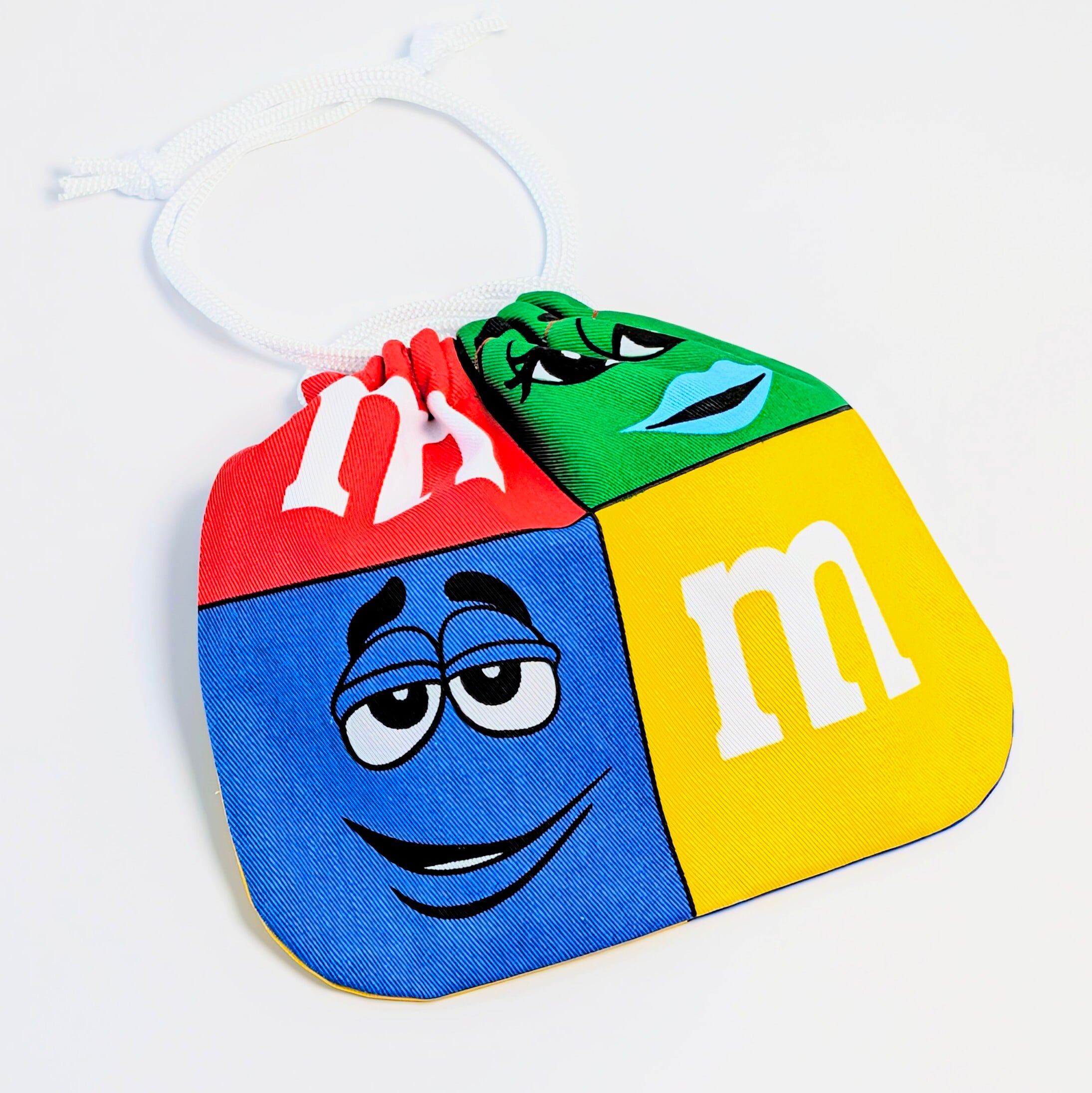 ✨️可愛すぎて何枚も欲しい♡✨️アメリカンキャラクターPURSE【 m&m's（エムアンドエムズ）】巾着袋 〚アメリカン雑貨 アメトイ〛