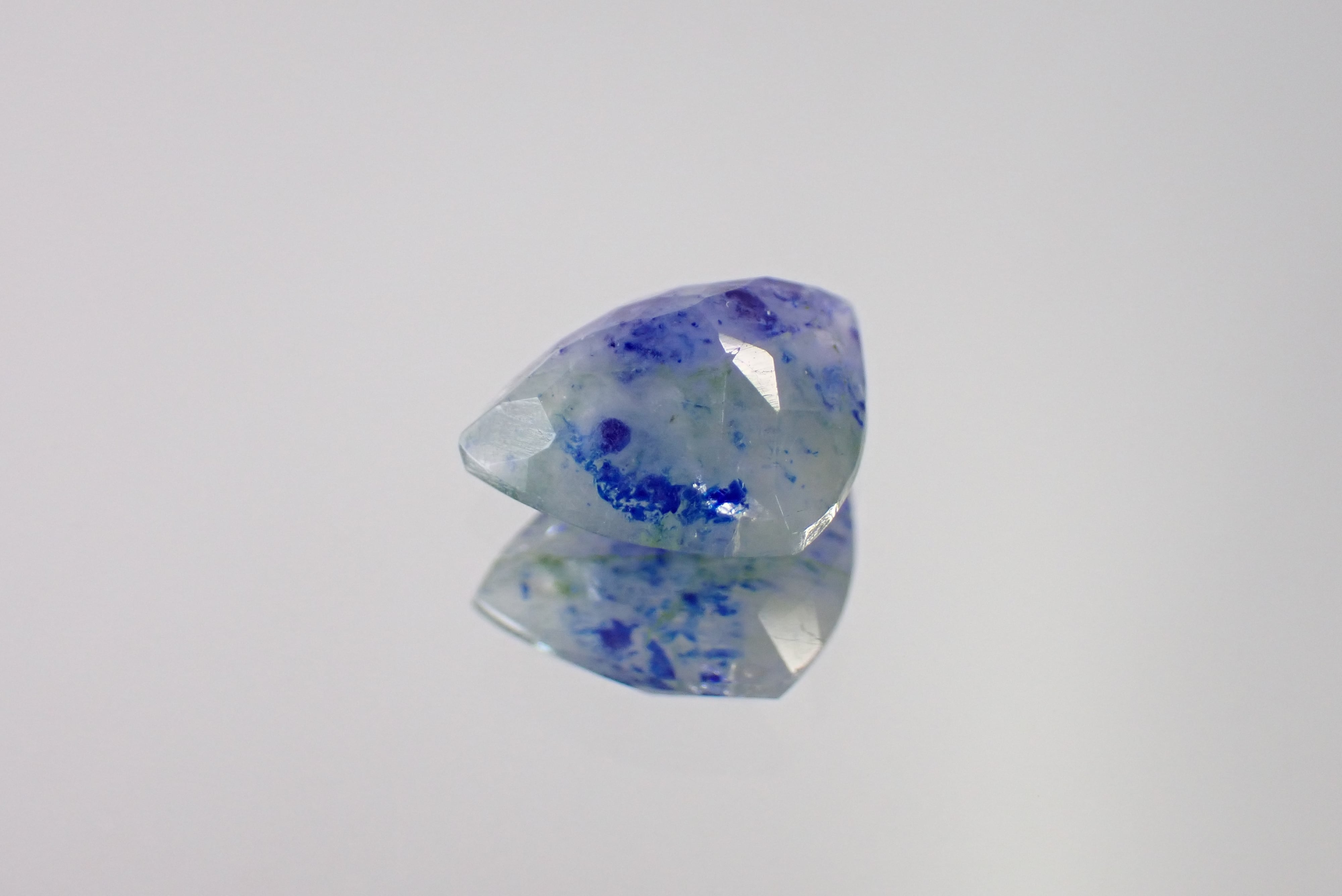 ラズライトインソーダライト(簡易ソーティング付) 2.183ct [C6‐405