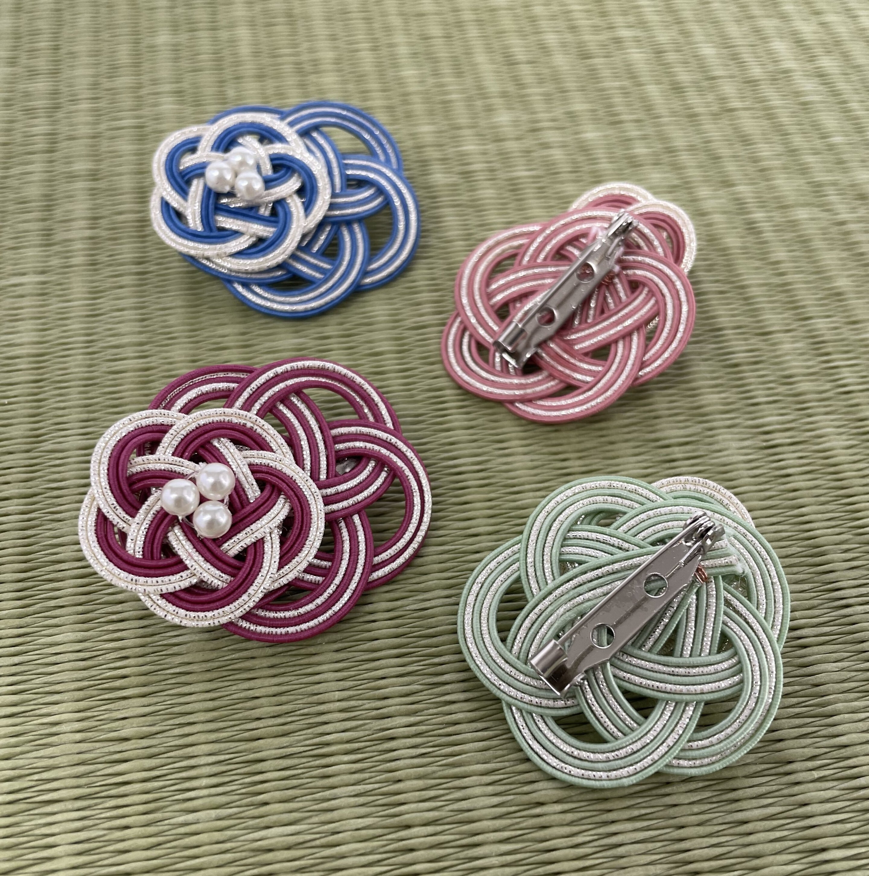 水引ブローチ ” かれん ” | えがお工房8ジョイ