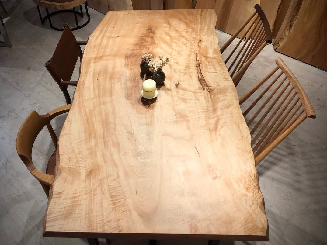 貴重なトチの木天板 栃（トチ）_1800×910-850×56_横浜元町店_テーブル天板/一枚板