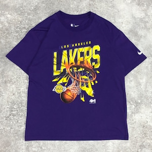 ロサンゼルス・レイカーズ ロゴ刺繍 プリントTシャツ NIKE NBA75周年