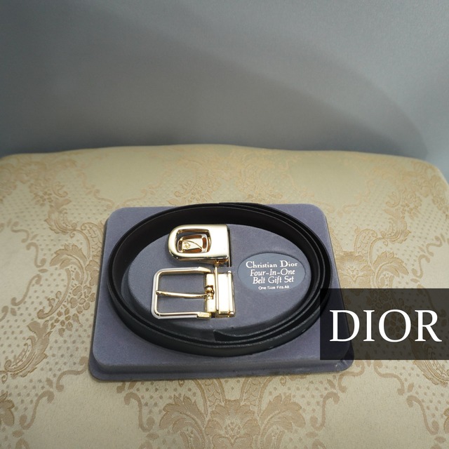 Christian Dior】“コンプリートバックル”ベルトセットBOX | Jesus ...