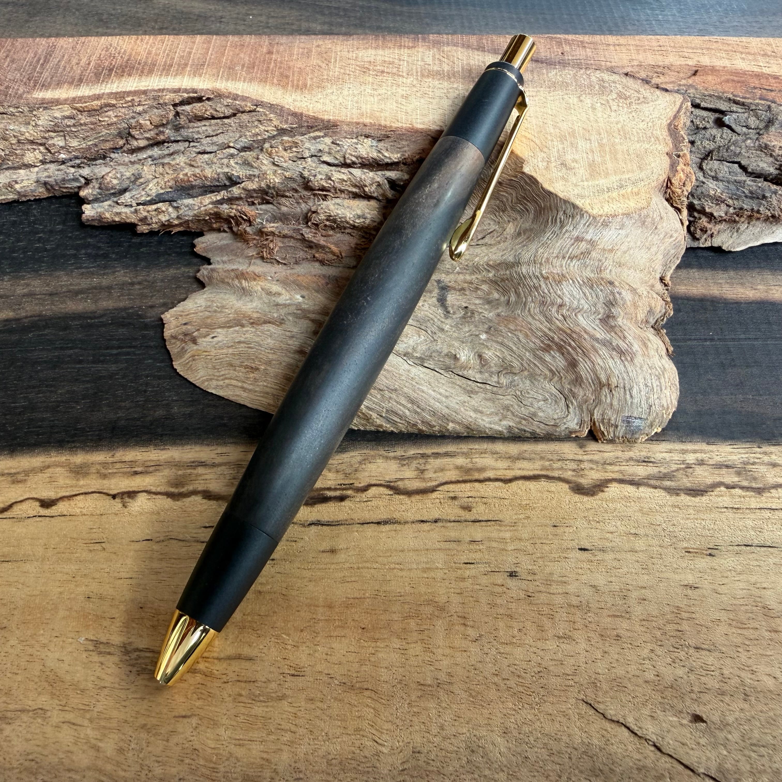 ボナンペン 黒柿 真鍮金具 シャーペン 綺麗な炭流し杢 101 黒柿 現品 | 『ボナン』 -木軸ペンの店-
