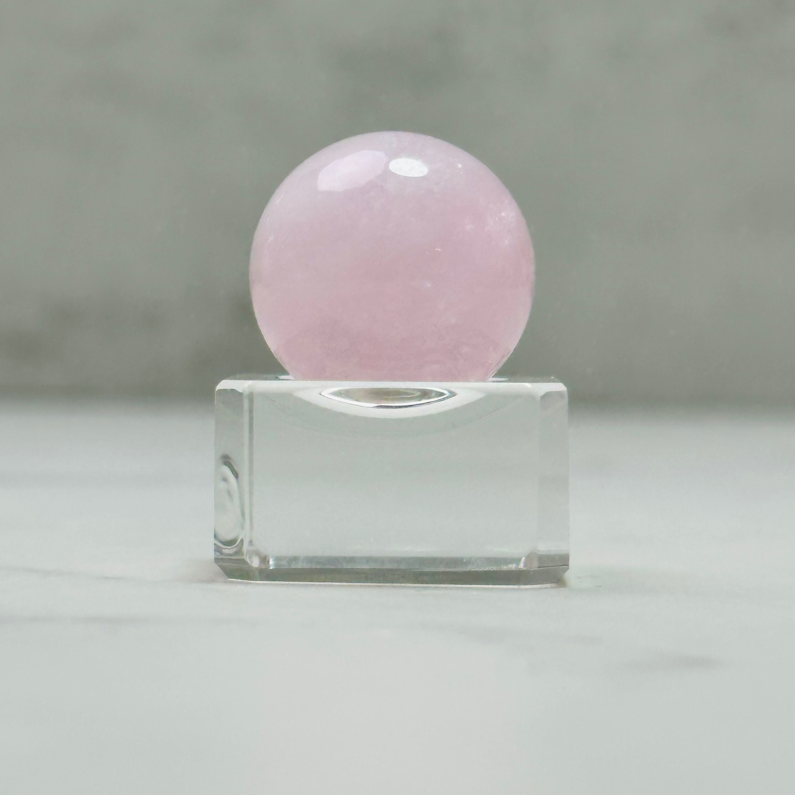 癒しの天然石｜モルガナイトミニスフィア Φ20mm | Mt.Sophia 天然石屋