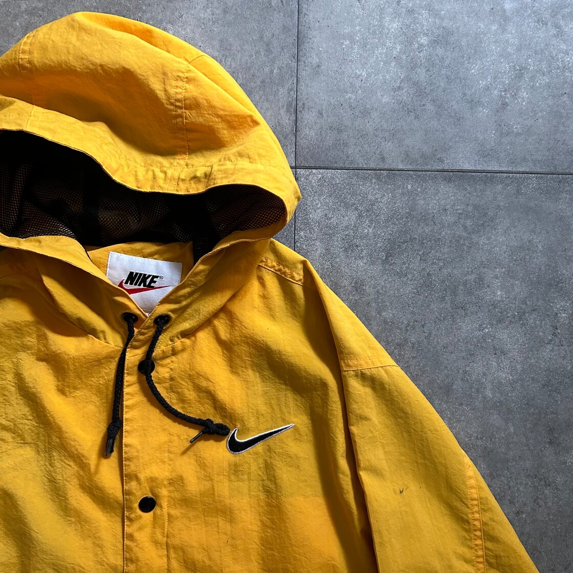 nike 黄色 パーカー イエロー 廃盤レア品 NIKE SB 蛍光イエロー 