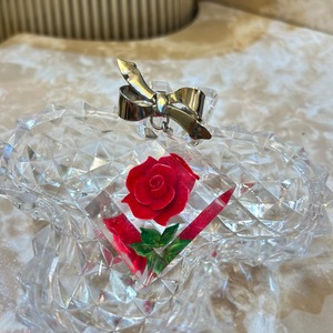 50’s lucite rose silver ribbon brooch
