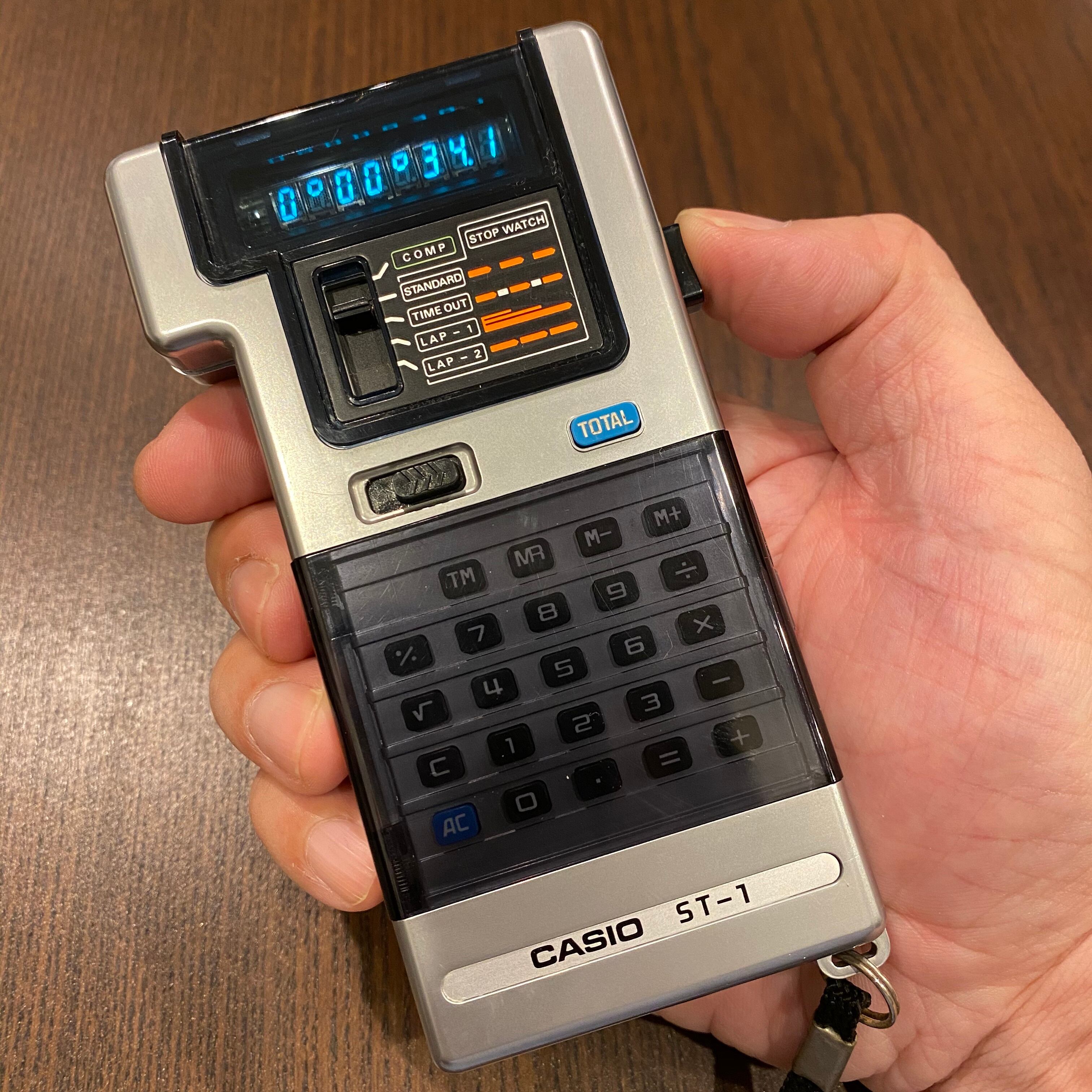 1980年代 CASIO ST-1 電卓とストップウオッチ機能