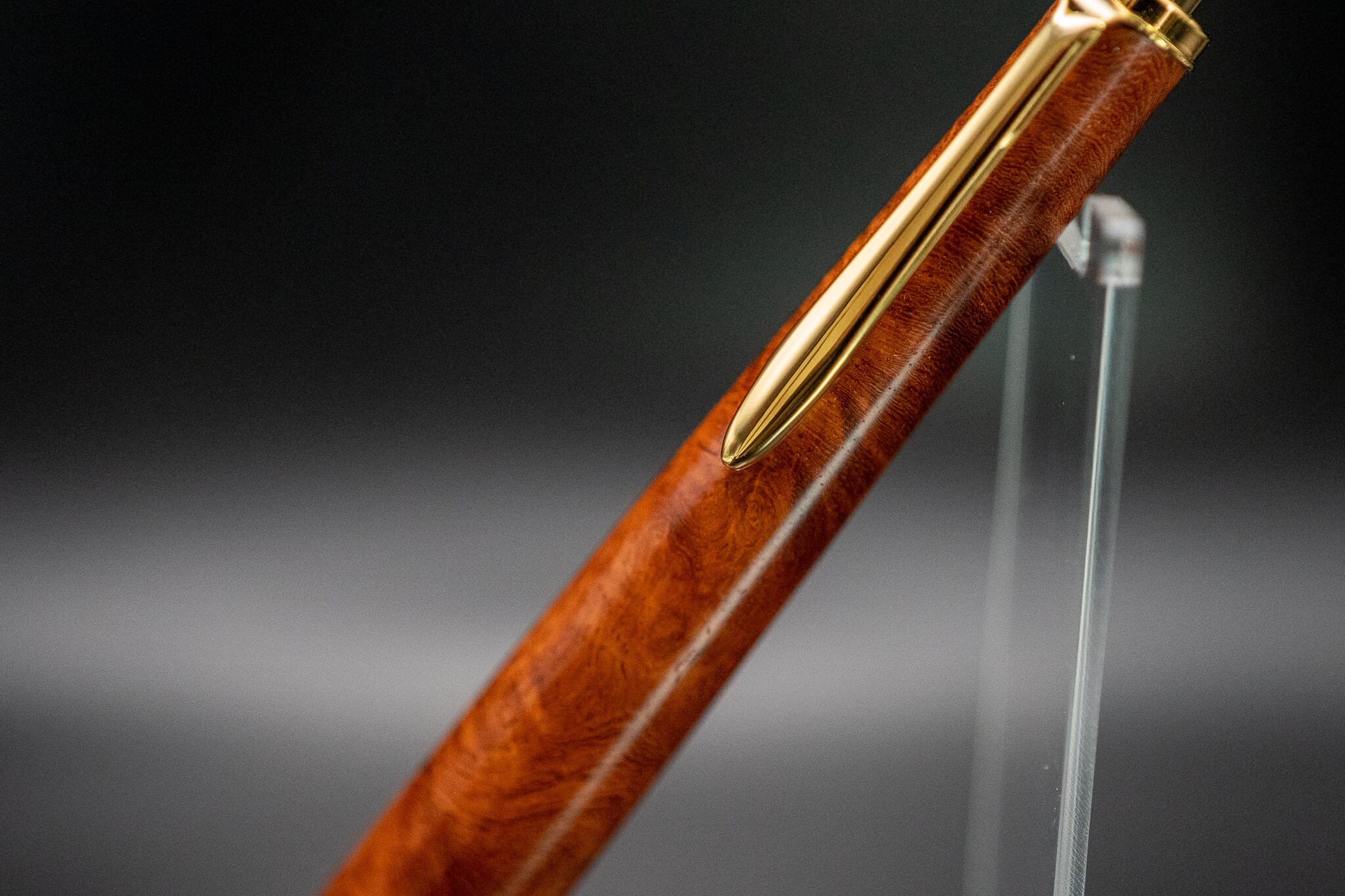 【朱色の銘木】 本花梨こぶ杢