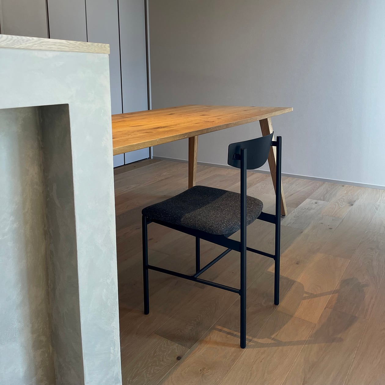 SIMPLE　ダイニングチェア 2ce9b03ac3d47a4bb8e7c0984f8938