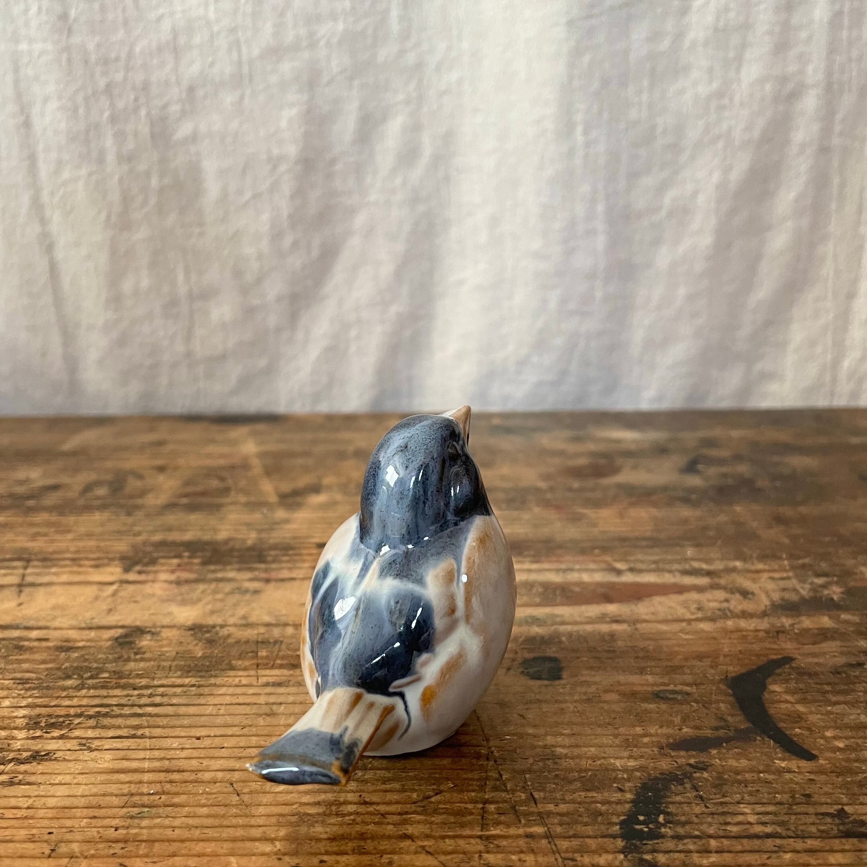 見上げる鳥 | tsuitachi craft&brocante