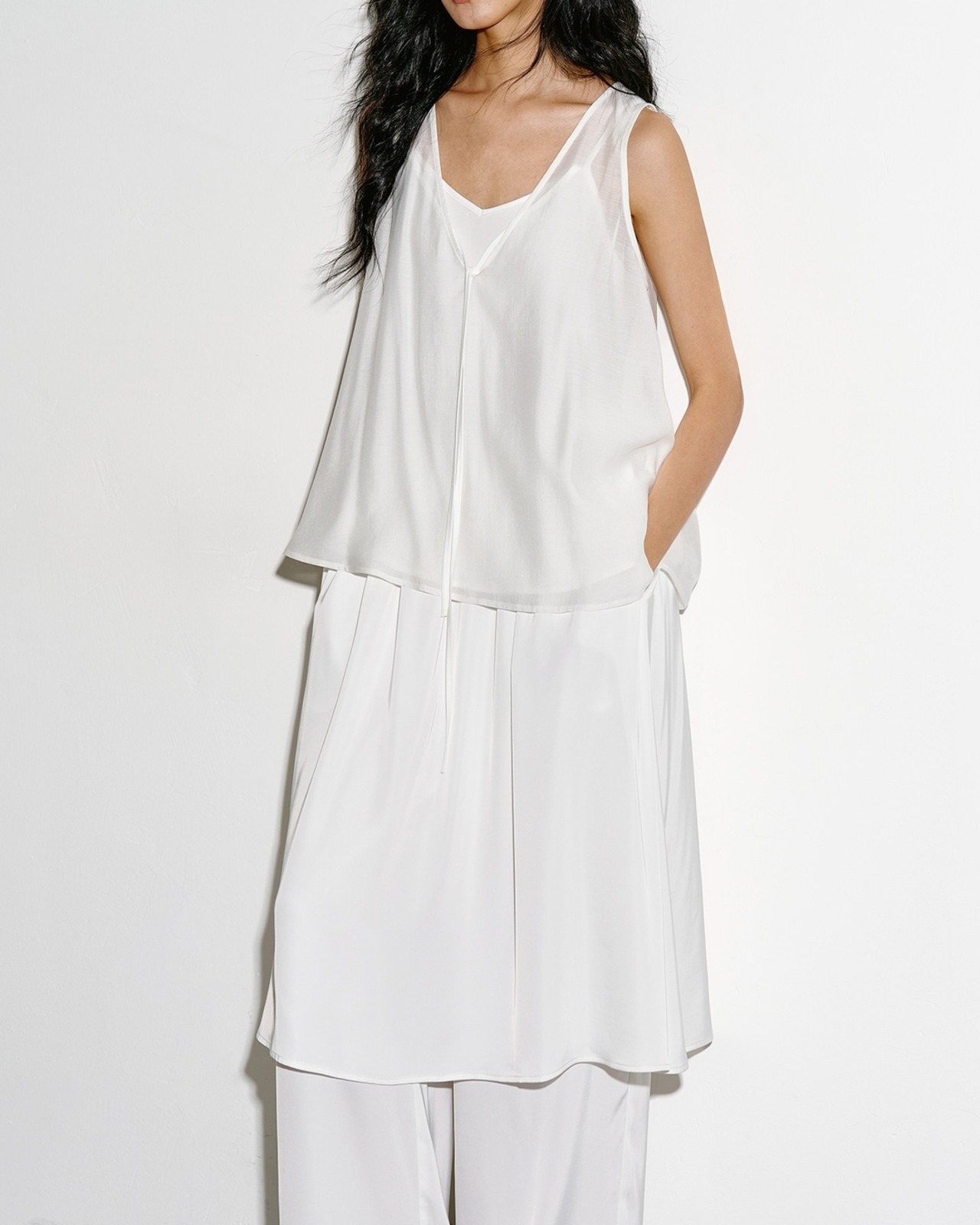 V-neck tank top & camisole set L0180