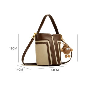 T handle  bag
