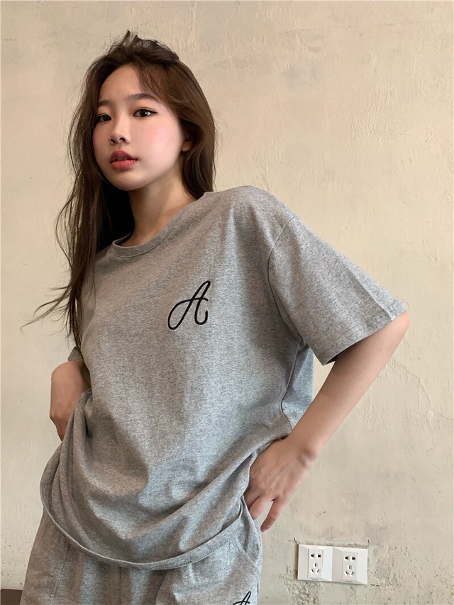 Tシャツ ルーズグレープリントカジュアルトップス サマー 夏物 ブラックストロベリース86922118708