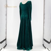 フラダンス 衣装 ワンピース ドレス グリーン系 ベロア 長袖 ハワイアン アロハ フラ ダンス レッスン 練習 緑 深緑 光沢 高級感 上品 おしゃれ 大人っぽい かわいい ワンカラー 無地 シンプル ダークグリーン ダンス衣装 フィット感 お洒落 イベント用 上パーティー 着心地 良い レディース ファッション コーディネート チュニック スタイル ワンピースドレス 舞台用 クラシック