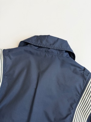 DESCENTE nylon jacket