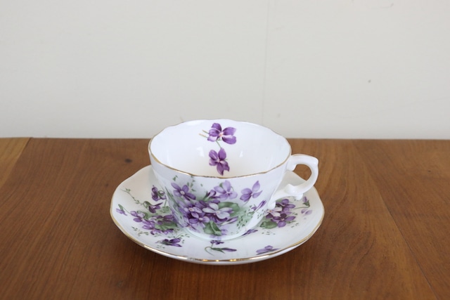 ハマースレイ　ヴィクトリアンバイオレット　デュオ　カップ＆ソーサー　スミレ　VICTORIAN　VIOLETS　ヴィンテージ　食器　イギリス　Hammersley　に1351-1