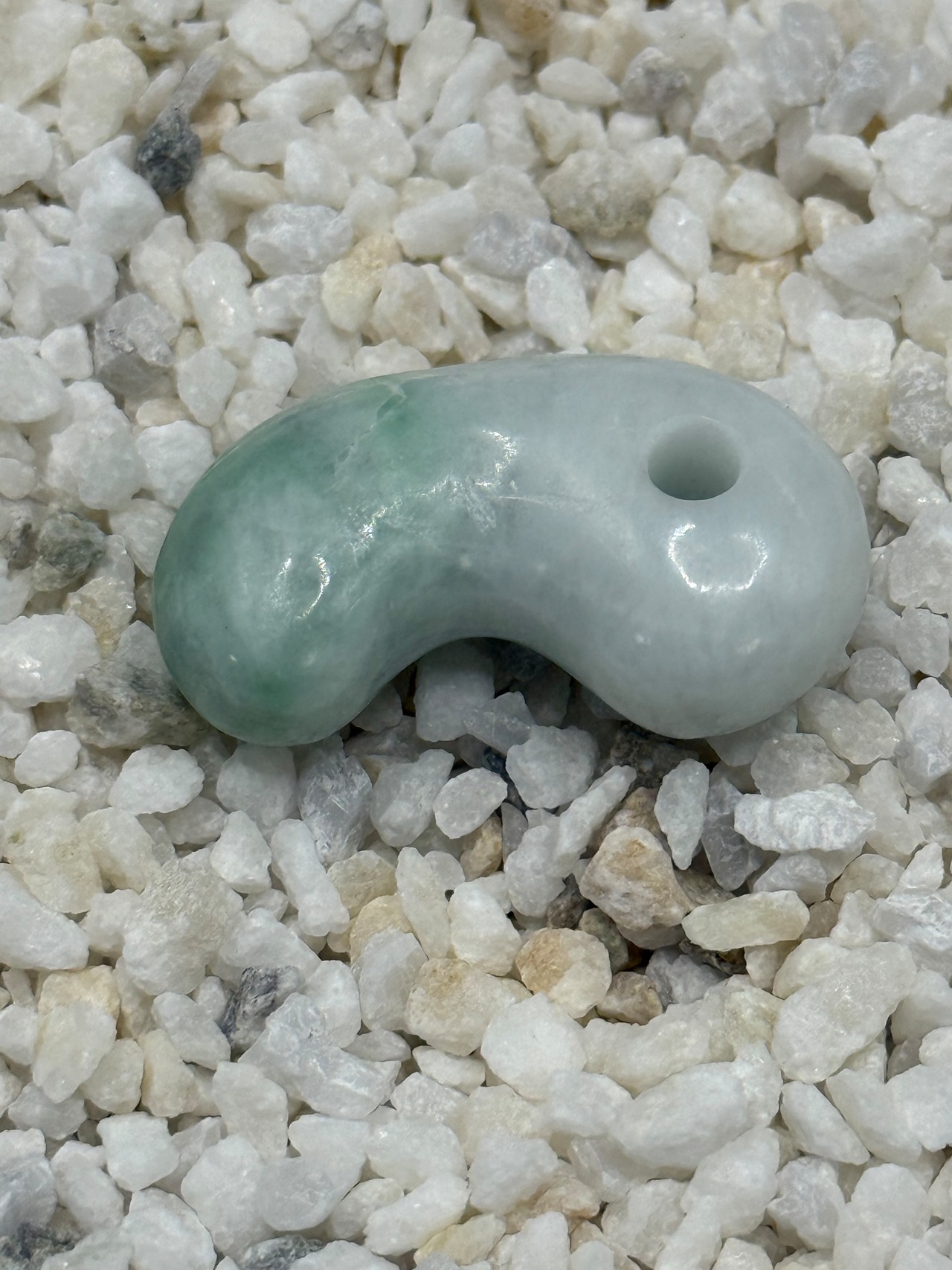 糸魚川翡翠　勾玉　045・画像3