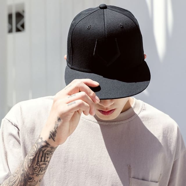 【予約販売】キャップ メンズ 帽子 アウトドア B系 ロゴ刺繍 ブラック/ネイビー/グレーク 野球帽 ストリート スポーティー ダンス こなれ感 お洒落 韓国 トレンド トレンドM/L