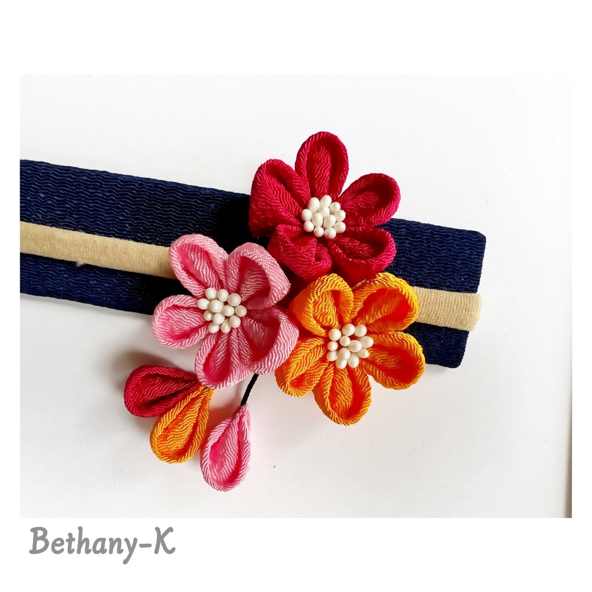 ≪小花が可愛い和モダン髪飾りミニ(下がり付き)≫ 梅×金木犀×ローズ