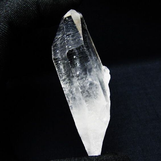 水晶 原石 アーカンソー産 一点物 171-7130