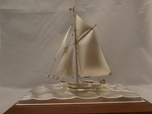銀製帆船(武彦　作) silver sailboat (Takehiko signature)