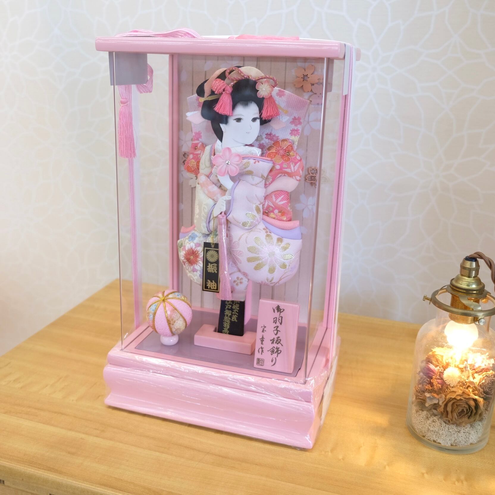 羽子板 | 宝童作 結菜 (ピンク) 撫子姫 9号 羽子板付アクリルケース