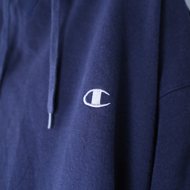 "Champion" dark navy color over silhouette sweat parka