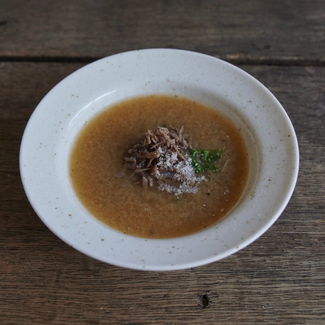 牛肉ときのこのブラウンスープ