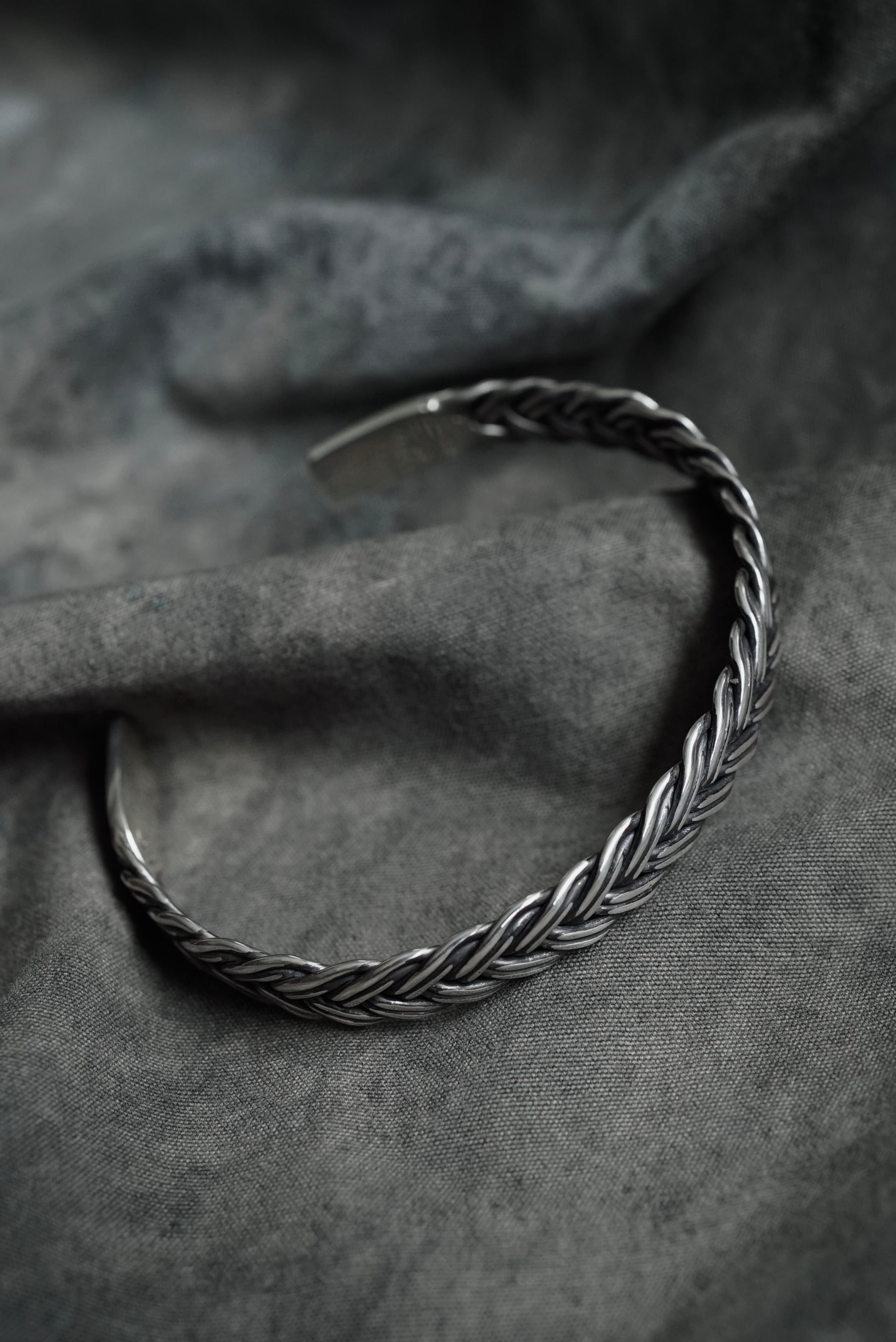 受注生産】Hand Made Silver / Braid Bangle | C O L I N A