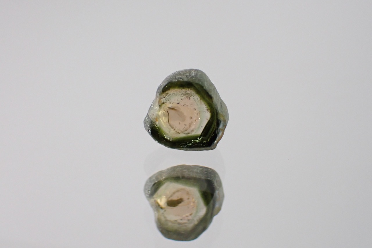 スライストルマリン　0.99ct　[C12-824]