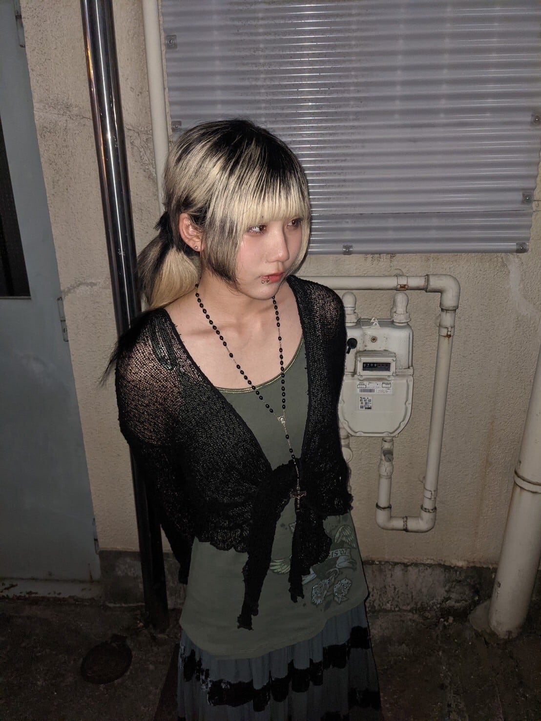 "DESIGN LOW GUEGE KNIT"