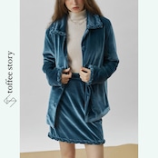 青影をなぞる光の曲線：ツイストショートスカート《XU0270》