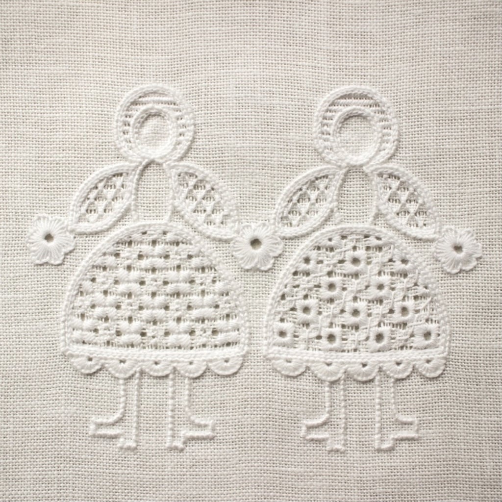 シュヴァルムの白糸刺繍 poncocoronオリジナル白糸刺繍キット『シュヴァルム刺繍のフォルク
