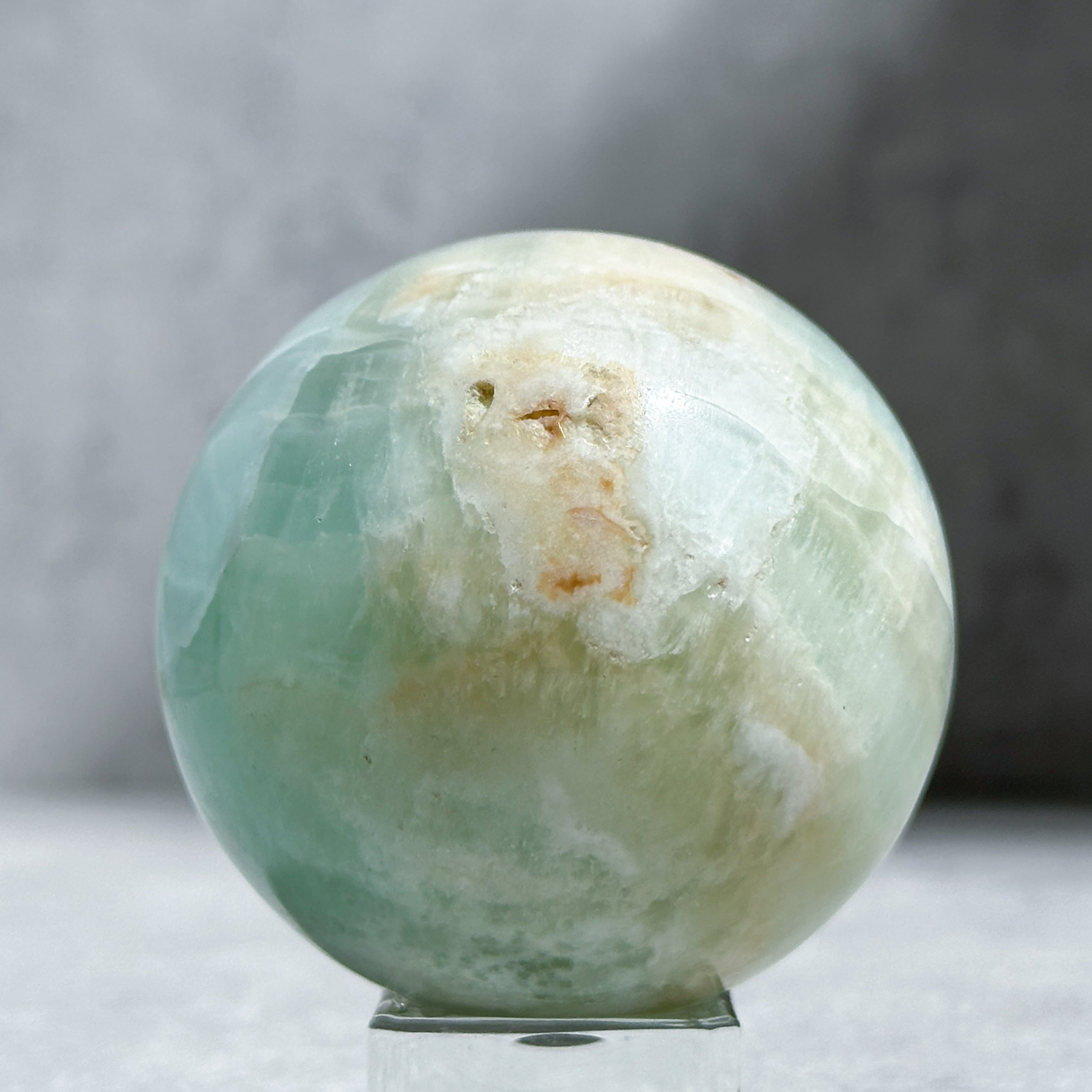 高品質　ブルーカリビアンカルサイト　スフィア カリビアンブルーカルサイト スフィア（丸玉）05◇Caribbian Blue