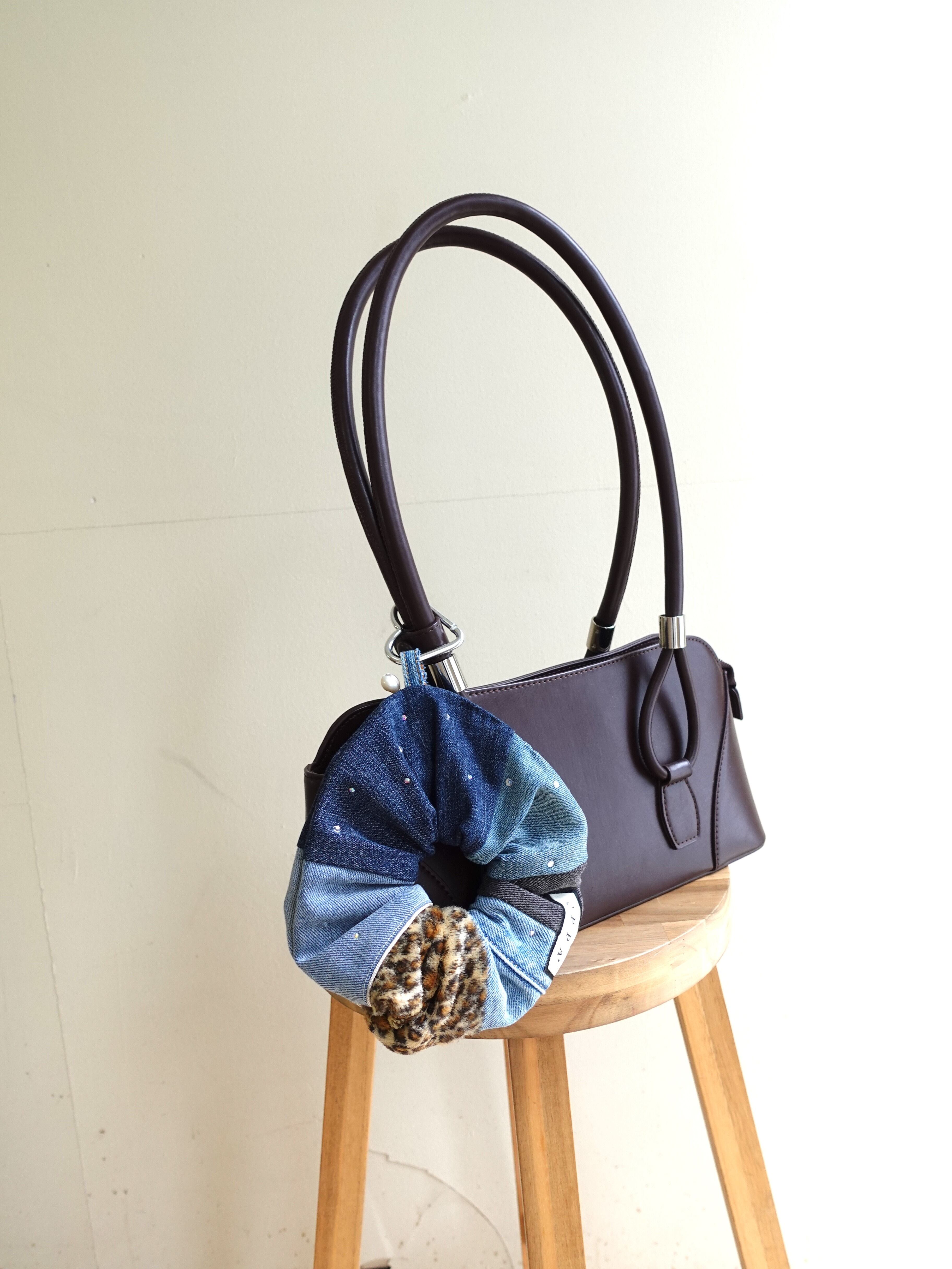 1点【バッグチャーム付】16cm ChouChou Upcycled Denim Bijou アップ