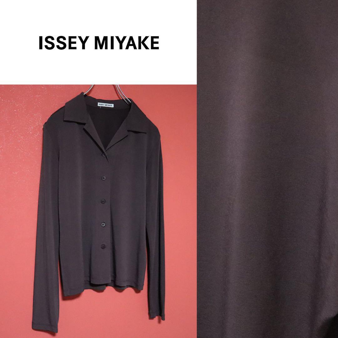 ISSEY MIYAKE
