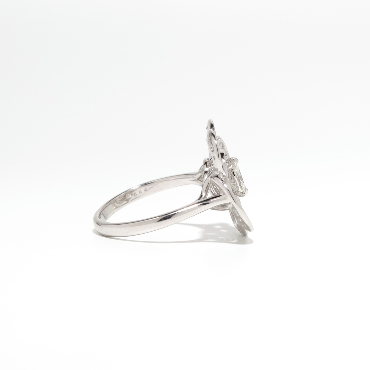 ダイヤモンド デザインリング pt950 / 0.500ct