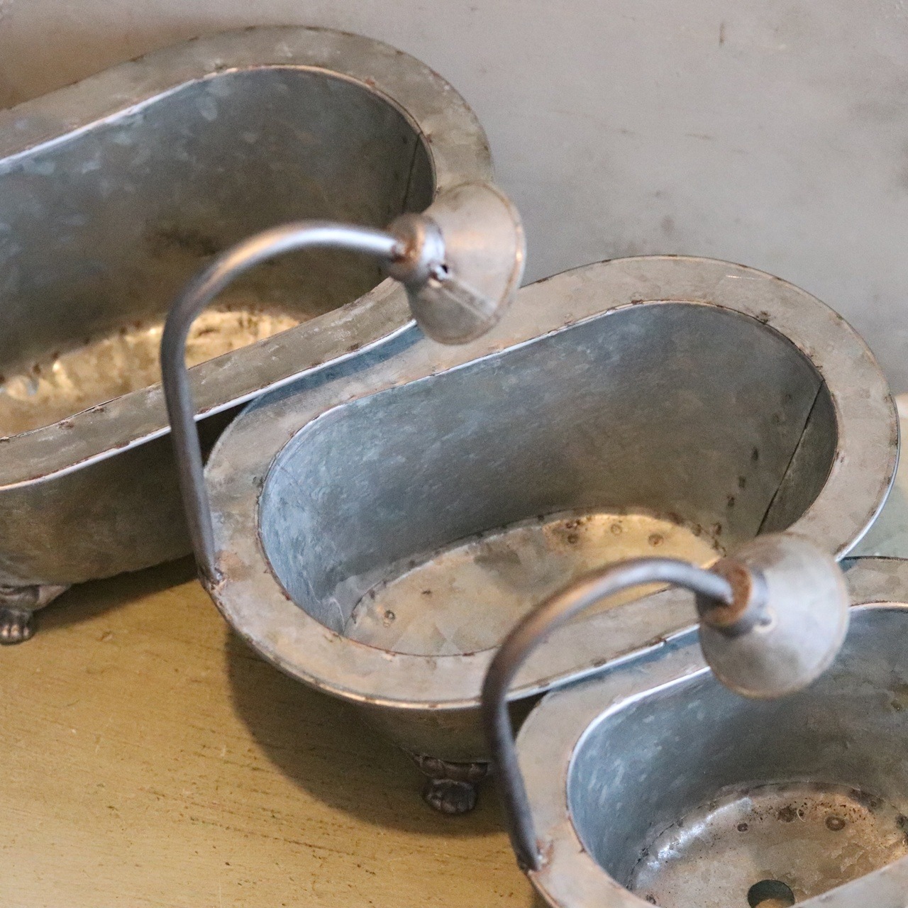 ブリキ植木鉢 　ブリキバスタブポットL　シャビーシック　オシャレ　4066