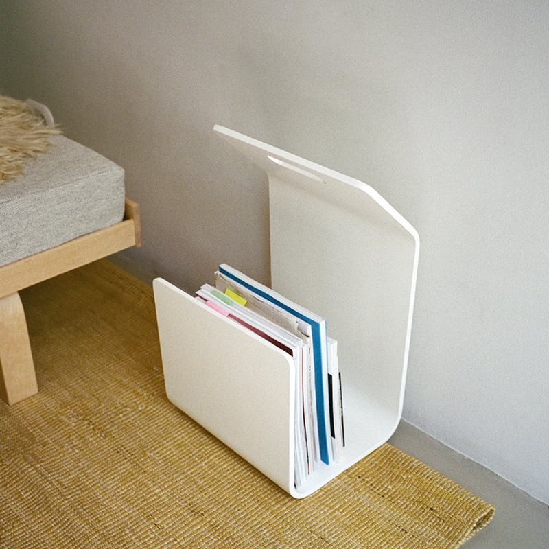 【美品】Artek アルテック マガジンラック カント ブラック 楽天市場】Artek(アルテック)/PN001 MAGAZINE RACK“KANTO“（マガジン