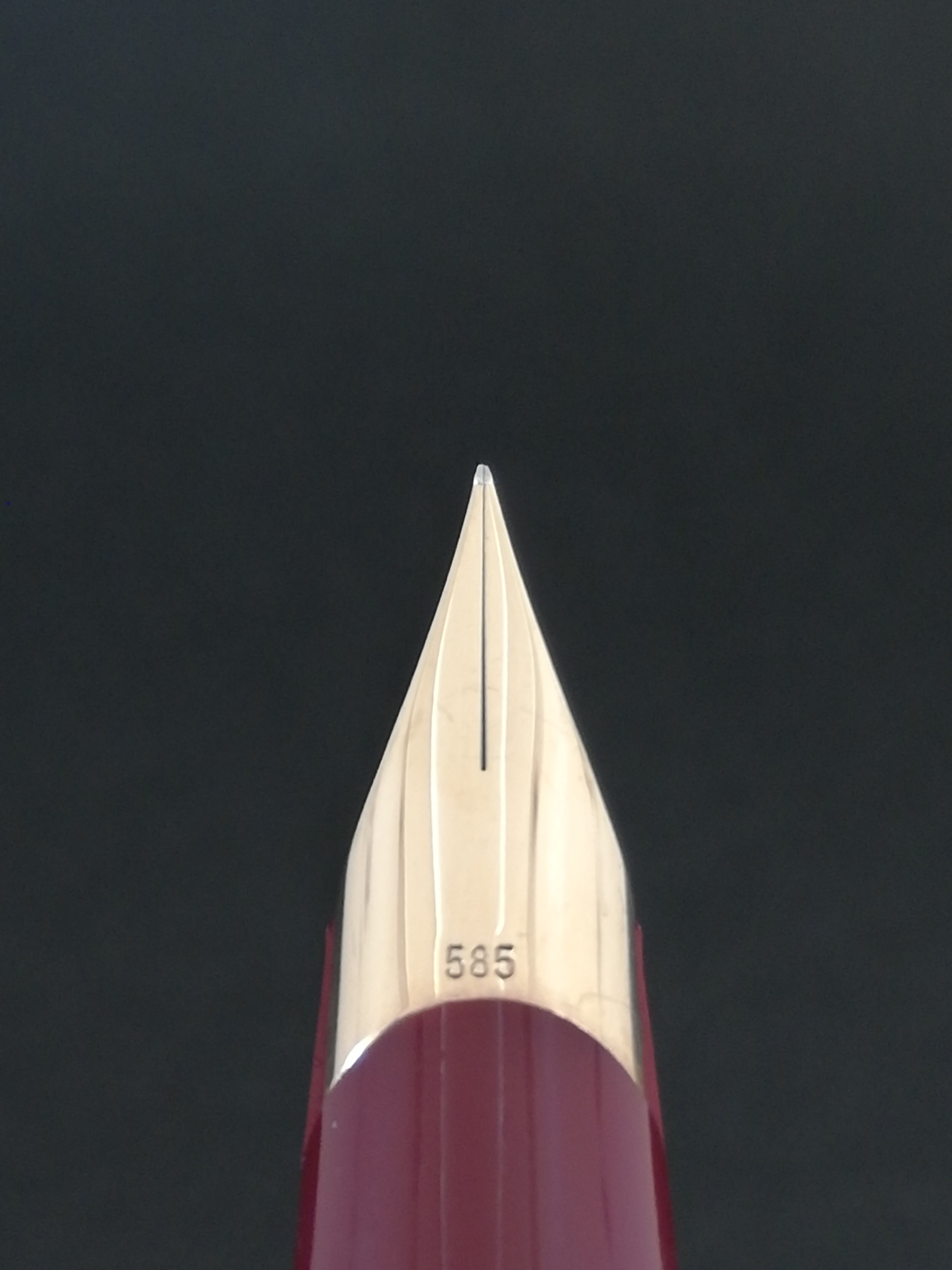 70s モンブラン 320 ボルドー MONTBLANC 320 （細字） 14K 02175