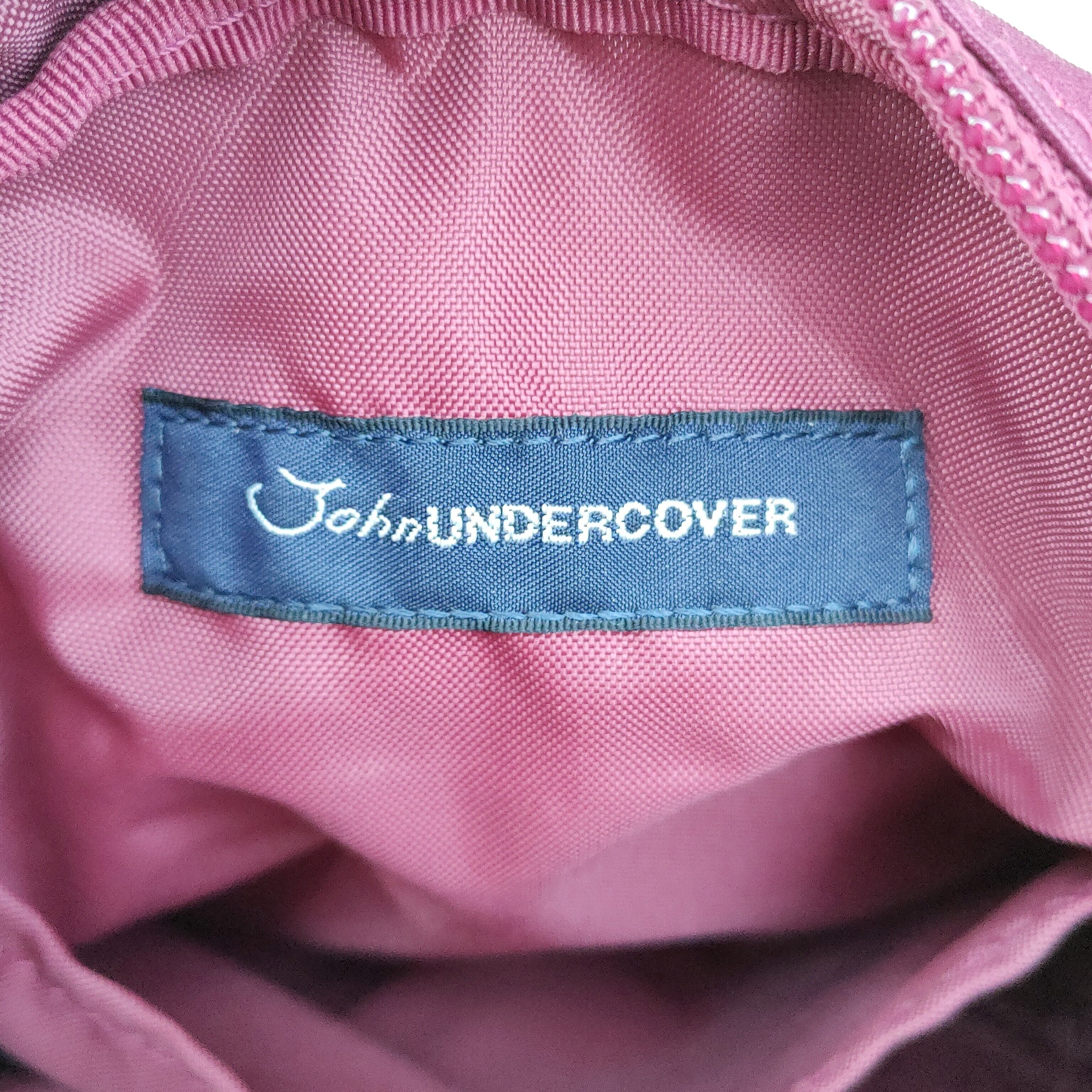 ○【国内正規品】美品/ジョンアンダーカバーJohn  UNDERCOVER/刺繍ロゴ/ナイロン/ショルダーバッグ/サコッシュ/ワインレッド/ボルドー/Q05030002/